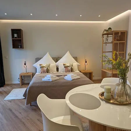 - Balkon & Parken Inklusive *