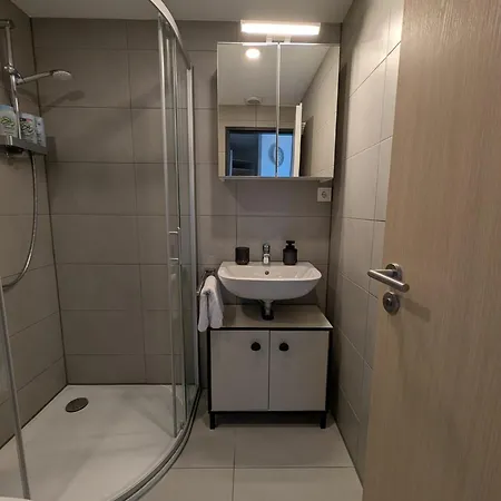 - Balkon & Parken Inklusive Osnabrueck