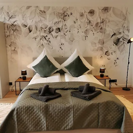 - Balkon & Parken Inklusive * Osnabrueck
